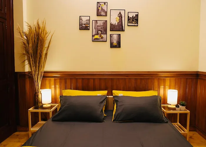 Khách sạn cạnh Lăng Bác